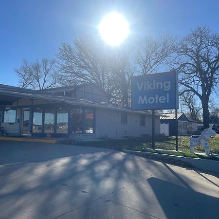 Viking Motel Lindsborg Exterior photo